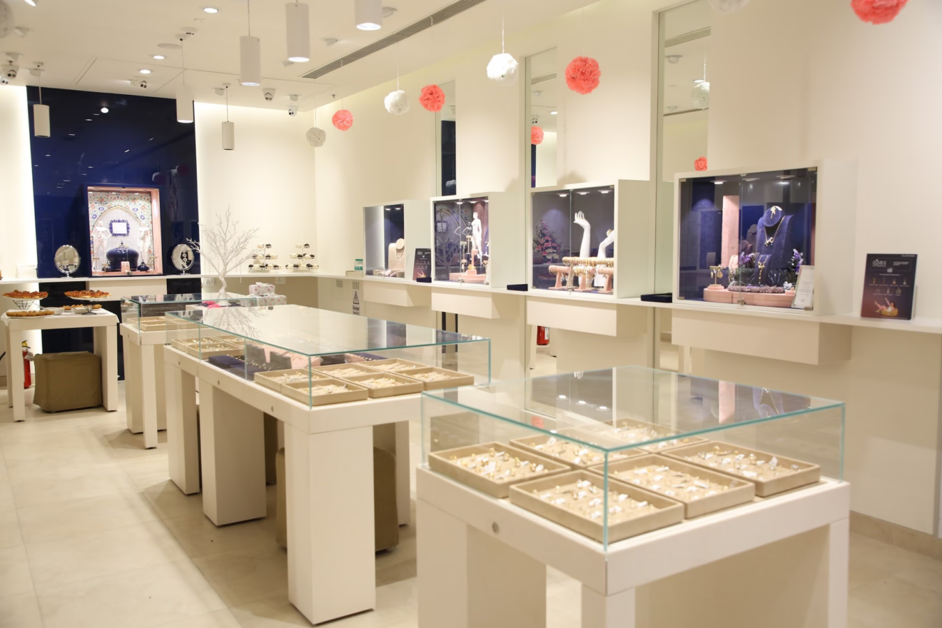 How BlueStone Solved Trust Deficit In Online Jewellery Shopping!
